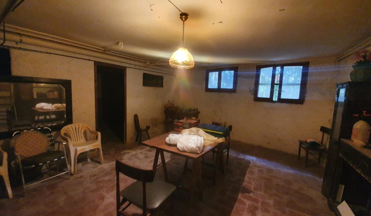3184262-7d846c35