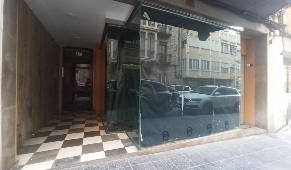 4096842-09b24eb5
