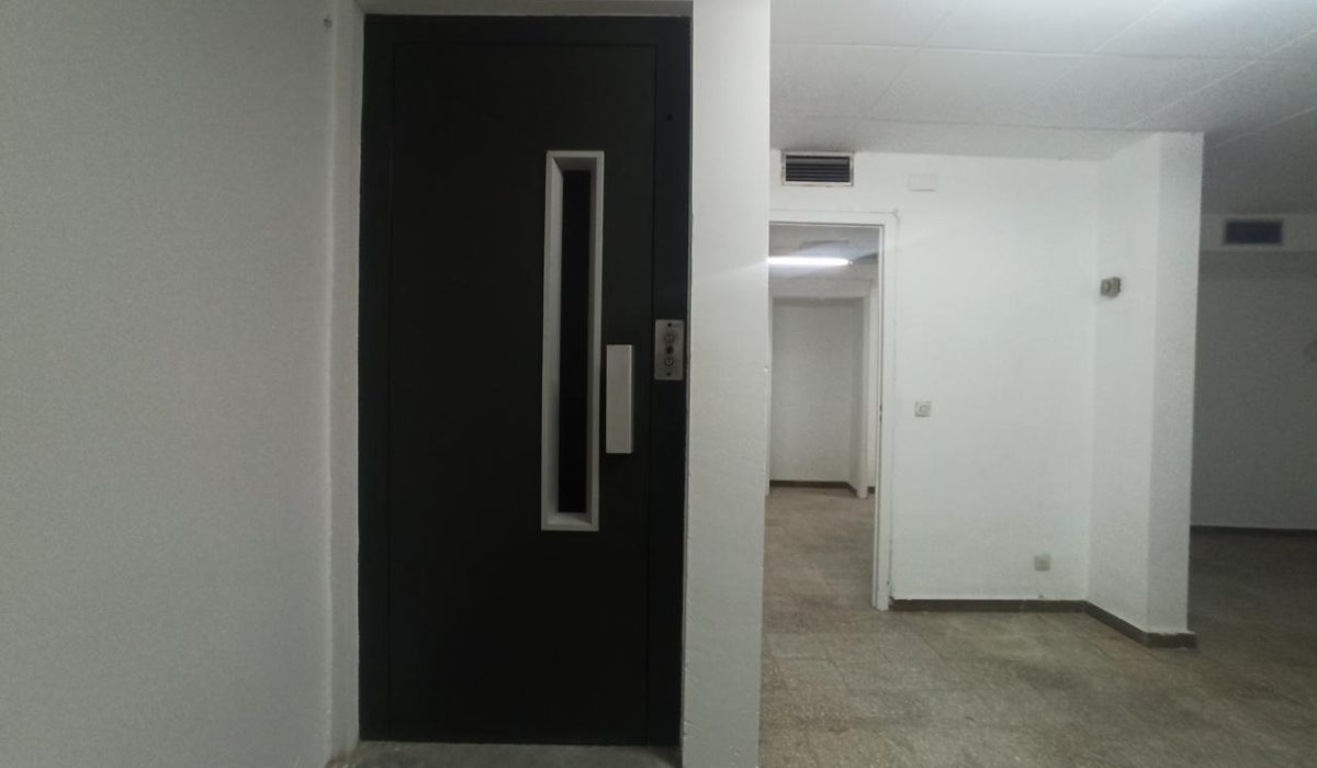 4096842-81275e85